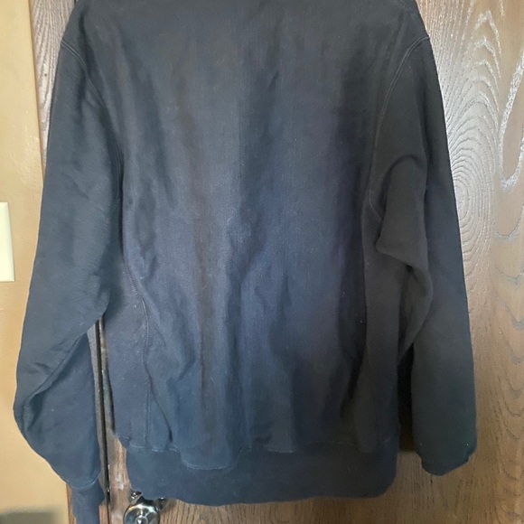 This super comfy and cute sweater! - Picture 2 of 2